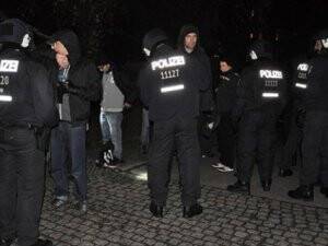 Almanya'da "Devlet Baskısı" Protesto Edildi