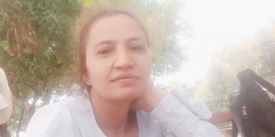 Evli koca, eski eşinin yüzüne kezzap attı