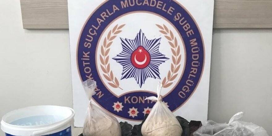 Konya'da bayram önlemleri uygulamasında 2 kilo eroin ele geçirildi
