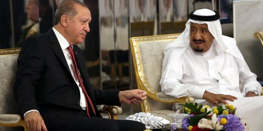 Cumhurbaşkanı Erdoğan İle Suudi Arabistan Kralı Selman Görüştü