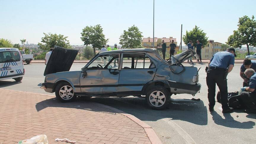 Konya'da otobüs ile çarpışan otomobilin sürücüsü hayatını kaybetti