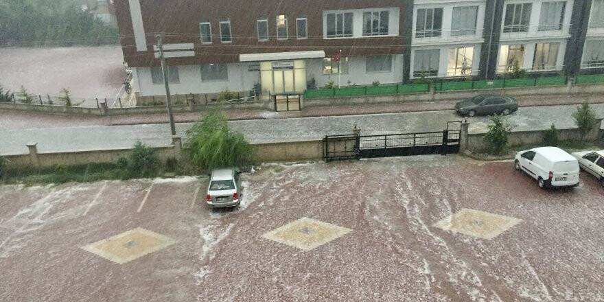 Konya'da dolu yağışı etkili oldu