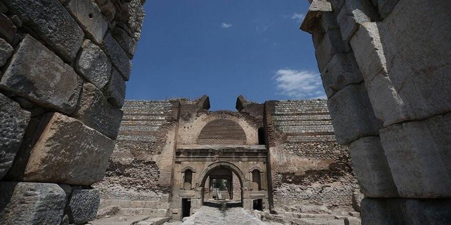 Tarihi Eserlerin Mimari Özellikleri Bugünkü Yapılara Hatasız Aktarılacak