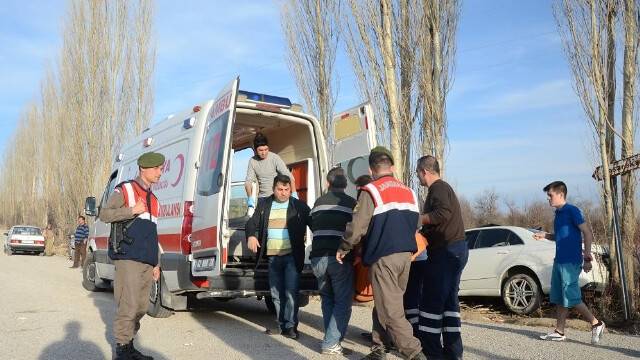 AK Parti Konvoyunda Kaza: 1 Ölü, 2 Yaralı