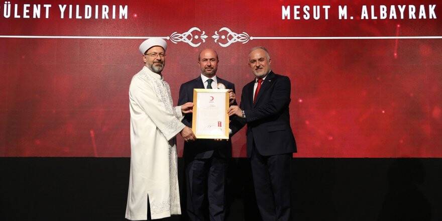 Türk Kızılay'ından Selçuklu Belediyesine altın madalya