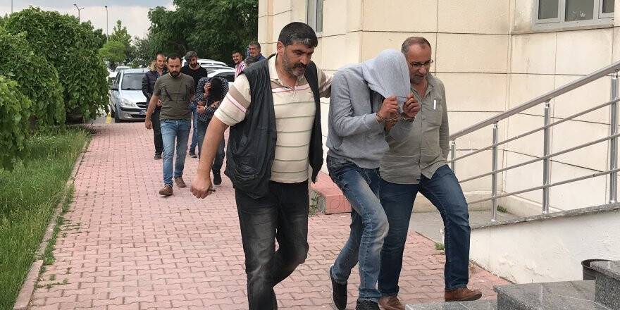 Konya'da kapı hırsızları yakalandı