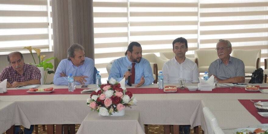 KMÜ Rektörü Akgül Basınla Buluştu
