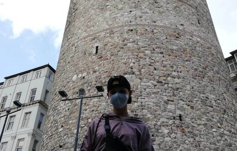 Kanser hastası Aysu’nun Kız Kulesi hayali gerçek oldu