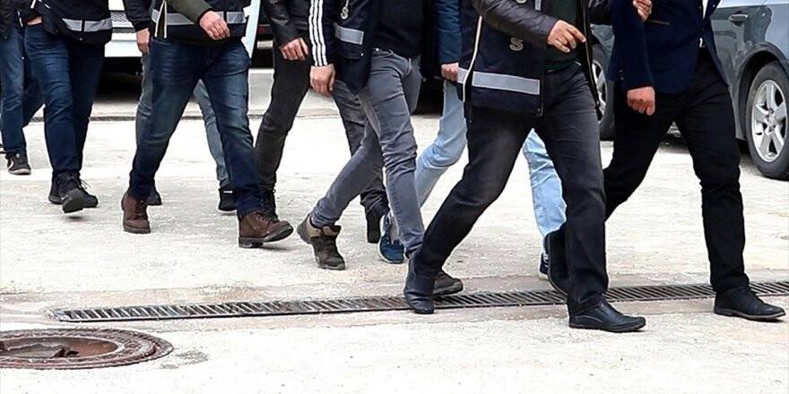 FETÖ'nün "Mahrem İmamlarına" Operasyon: 20 gözaltı