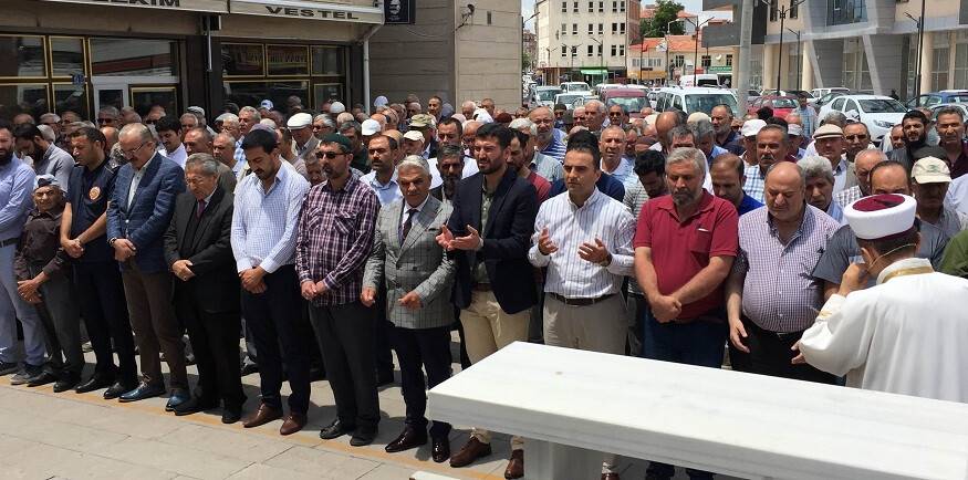Kulu'da Mursi için gıyabi cenaze namazı kılındı
