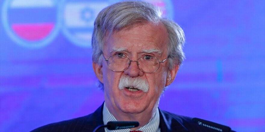 Bolton'dan İran'a Yeni Yaptırım Tehdidi