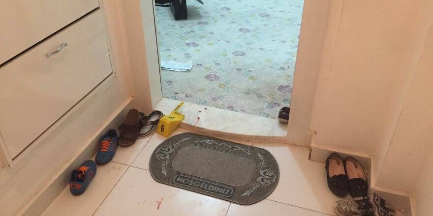 Konya'da Cinnet Getiren Kişi Eşini Öldürdü