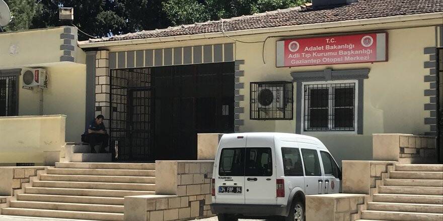 Konyalı polis silahını temizlerken kendini vurup hayatını kaybetti