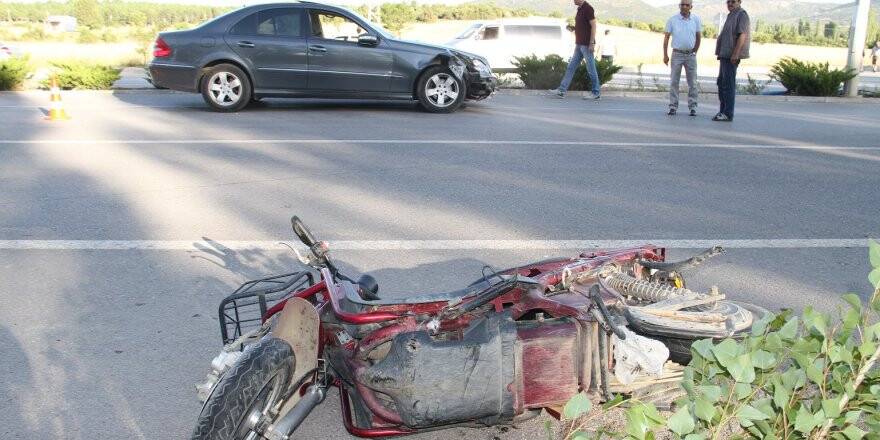 Konya'da Otomobilin Çarptığı Elektrikli Bisikletin Sürücüsü Öldü