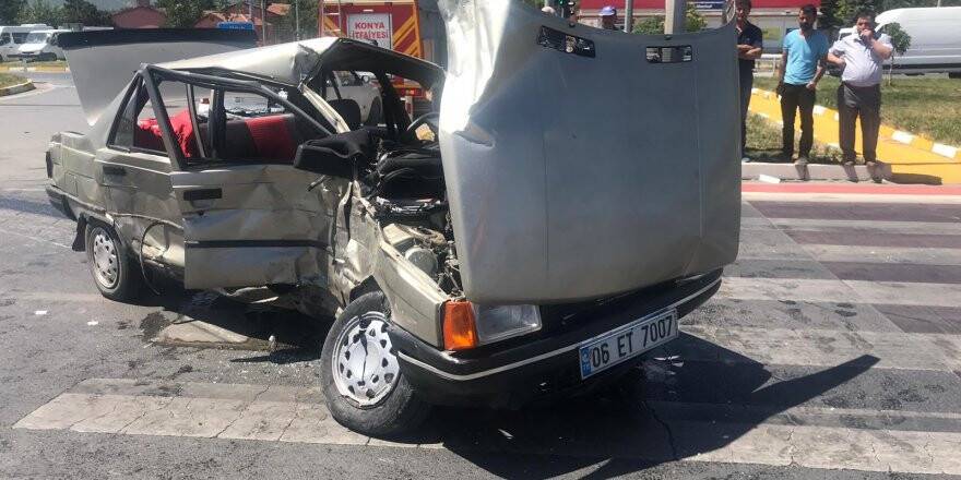 Akşehir'de Trafik Kazası: 3 Yaralı