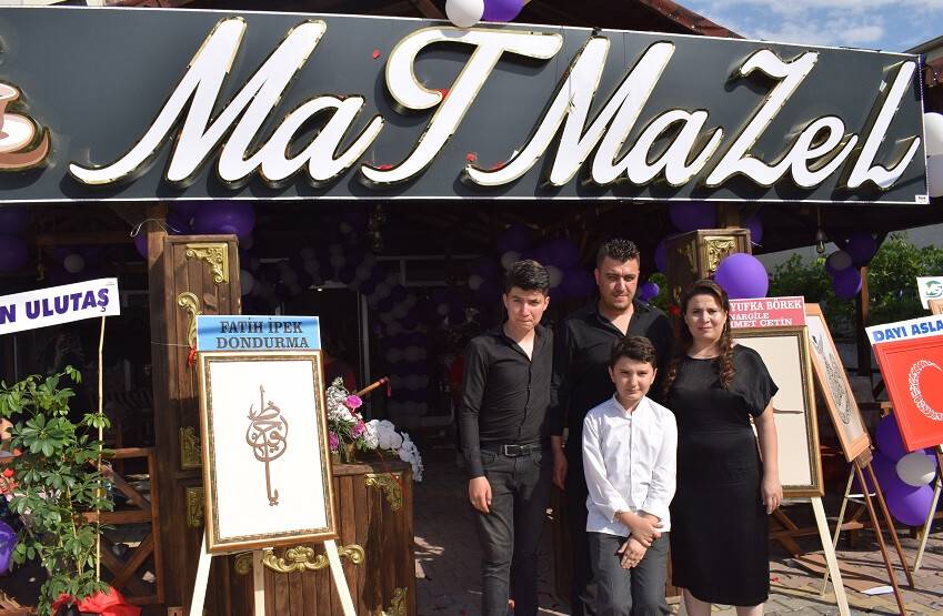 Matmazel Cafe açıldı
