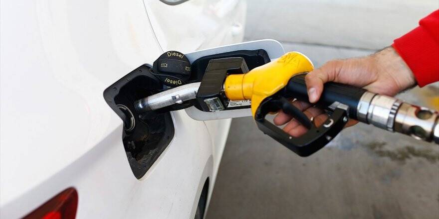 Motorin Ve Benzine Zam