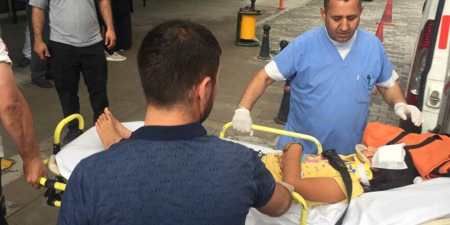 Konya'da kamyonetle otomobil çarpıştı: 8 yaralı
