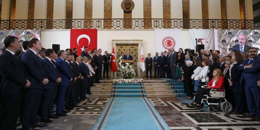 'Milletvekillerimizin Gösterdiği Direniş Milletimizin Sergilediği Kahramanlığın Adeta Bir Hülasası'