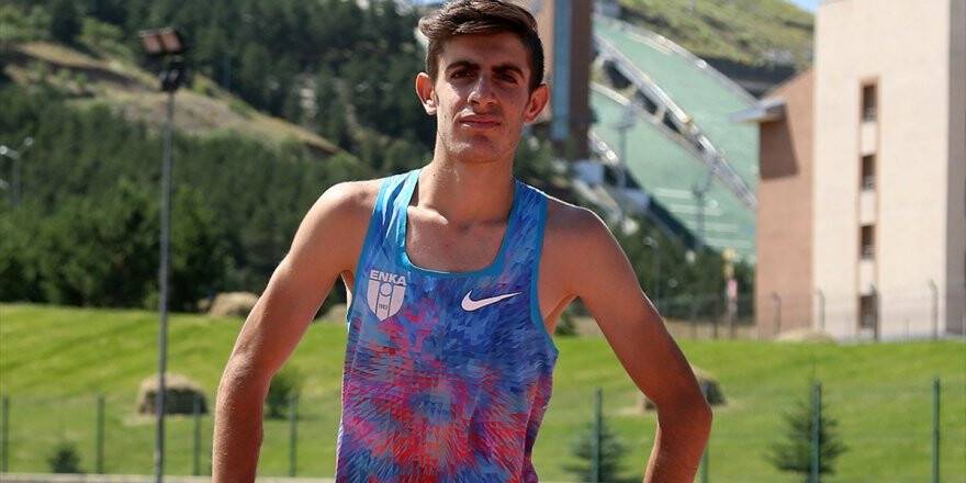 Tavsiyeyle Başladığı Atletizmde Madalyaya Doymuyor