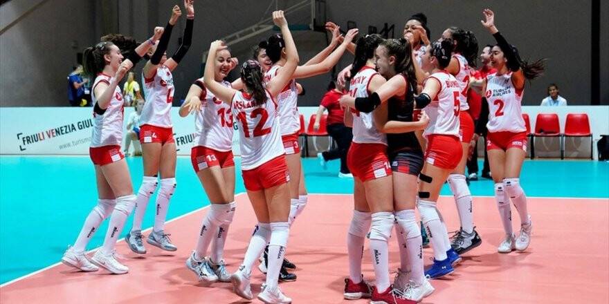 Türkiye 16 Yaş Altı Kız Voleybol Milli Takımı Yarı Finale Yükseldi