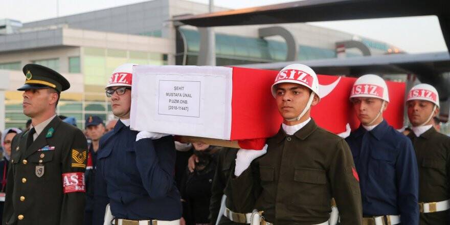 Pençe-2 Harekatı'nda Şehit Olan Askerin Naaşı Konya'ya Getirildi