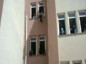 Lisede İnanılmaz Anlar!