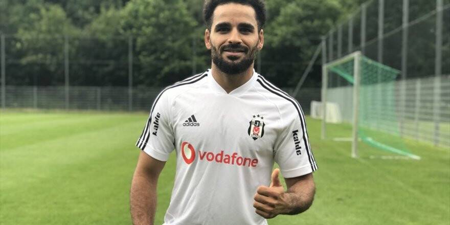 Beşiktaş'ın Yeni Transferi Douglas: Mutluluğumu Anlatacak Kelime Bulamıyorum