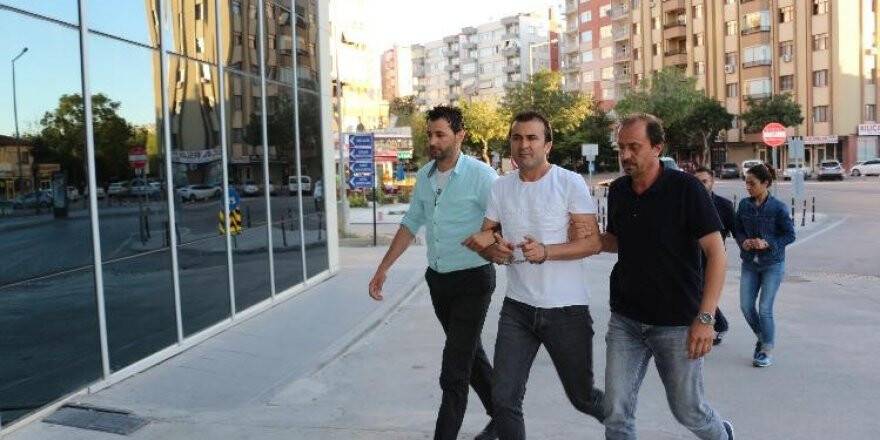 İki bavul altınla kaçtığı iddia edilen sarraf ve kız arkadaşı tutuklandı 