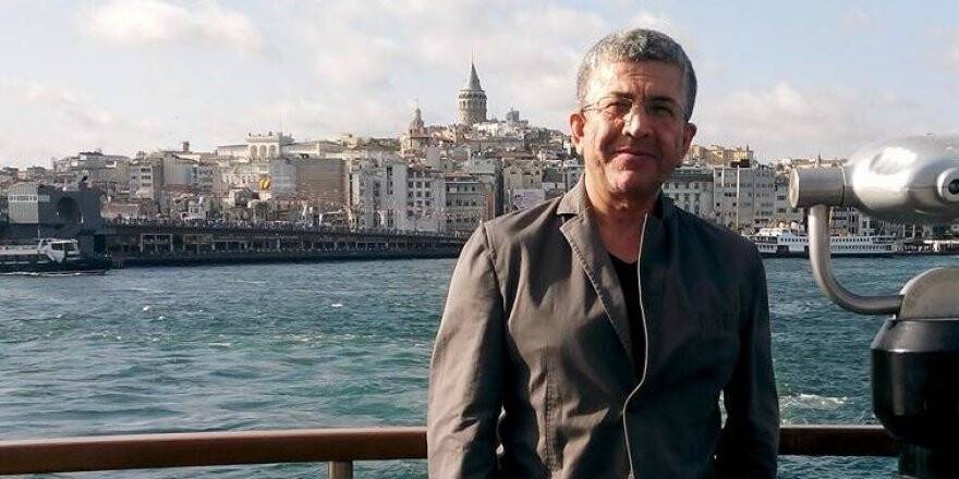 Bir ülkede eleştiri rüştünü ispat etmemişse, muhtemelen, o ülkede edebî eserler rüştlerini ispat etmemişlerdir