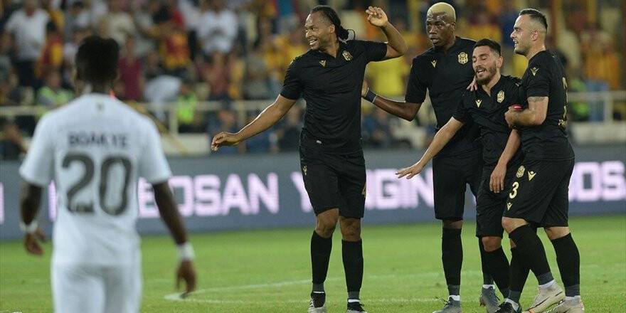 Yeni Malatyaspor Uefa Avrupa Ligi'nde Tura İnanıyor