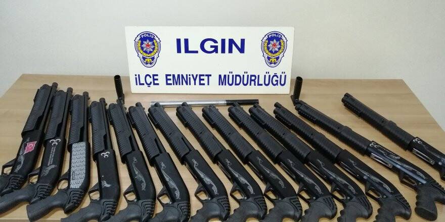 Konya'da Kaçak Silah Operasyonu