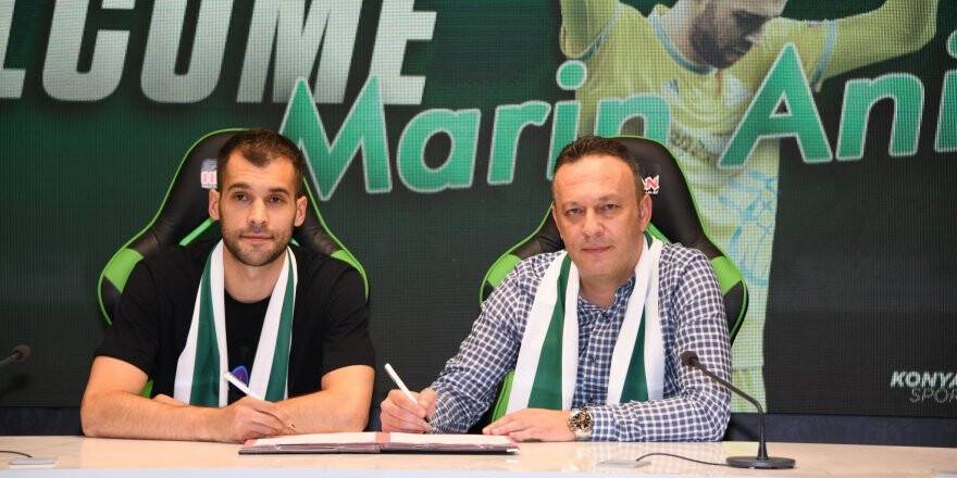 Konyaspor savunmaya takviye yaptı