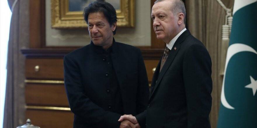 Cumhurbaşkanı Erdoğan, İmran Han İle Telefonda Görüştü