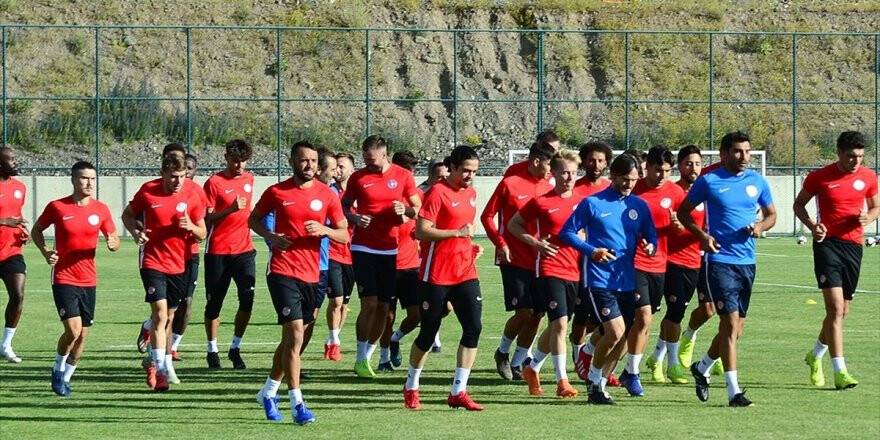 Antalyaspor Sezona 'Gençleşerek' Giriyor