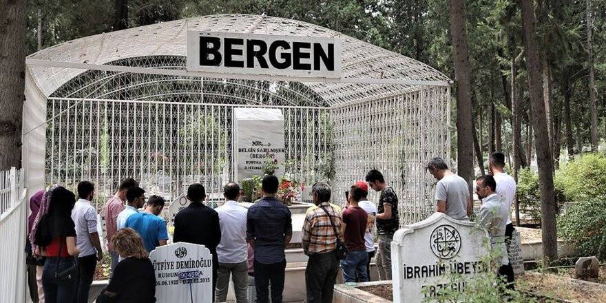 Şarkıcı Bergen Mezarı Başında Anıldı