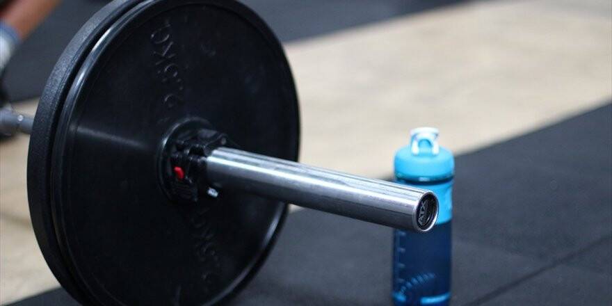 Spor Yapan Erkekler Performans Uğruna 'Ölümü Hiçe Sayıyor'