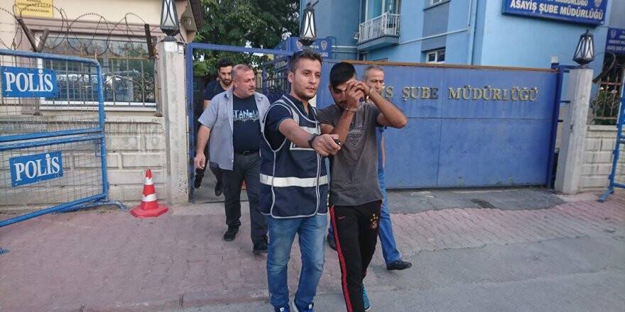 Evlerden telefon ve elbise çalan şüpheli yakalandı
