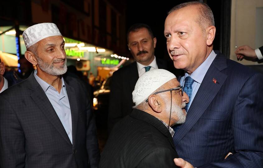 Cumhurbaşkanı Erdoğan Güneysu'da