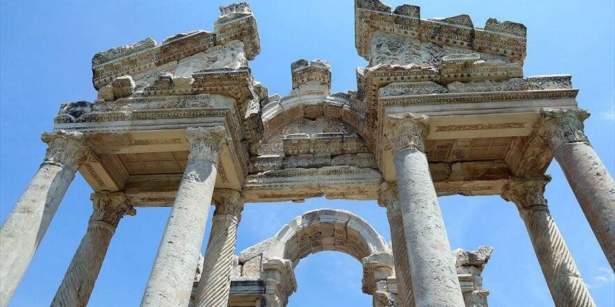 1718 Yıllık 'Fiyat Fermanı' Ziyarete Açılacak