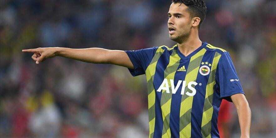 Fenerbahçe Reyes İle Yollarını Ayırdı