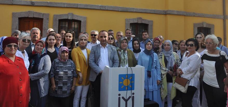 Başkan Tozoğlu, “Toplumsal mücadele başlatmalıyız”