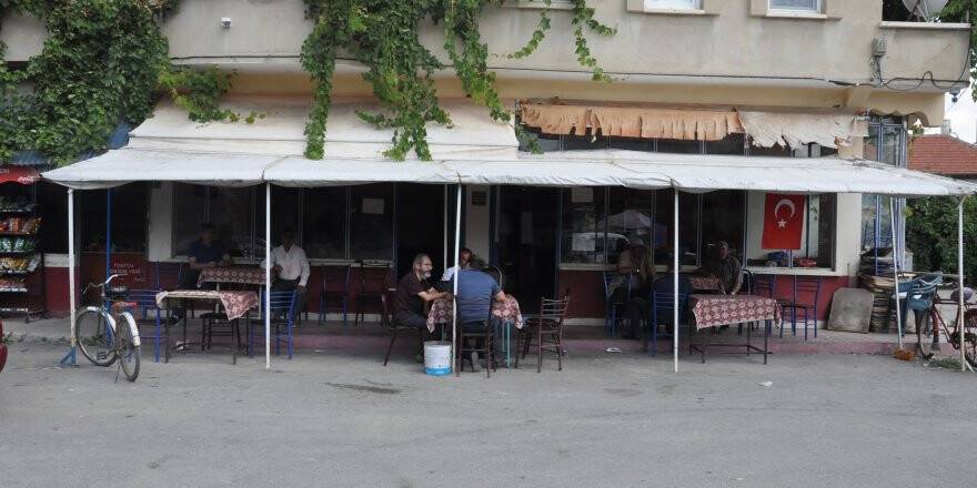 Çay Bahçesinde Vücuduna Yorgun Mermi İsabet Eden Kişi Yaralandı