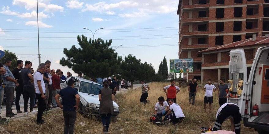 Trafik Kazasında Anne Yaralandı, Oğlu Yaşamını Yitirdi