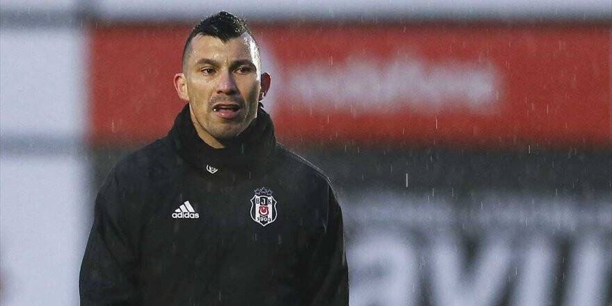 Beşiktaş'tan Gary Medel Açıklaması