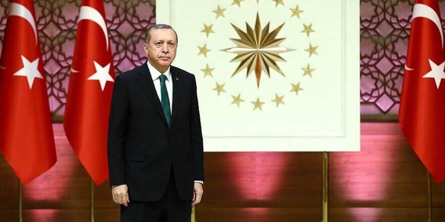 Cumhurbaşkanı Recep Tayyip Erdoğan'dan Şehit Ailelerine Başsağlığı