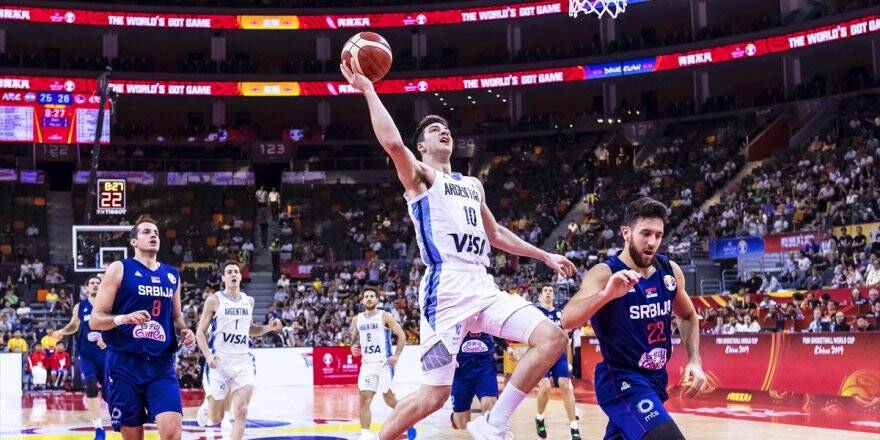Arjantin Yarı Finale Yükseldi