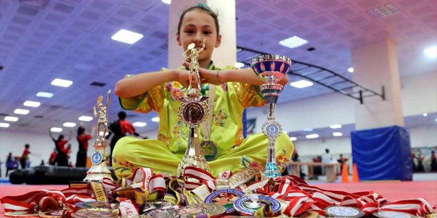 11 Yaşındaki Milli Sporcu 7 Yıla 38 Madalya Ve 3 Kupa Sığdırdı
