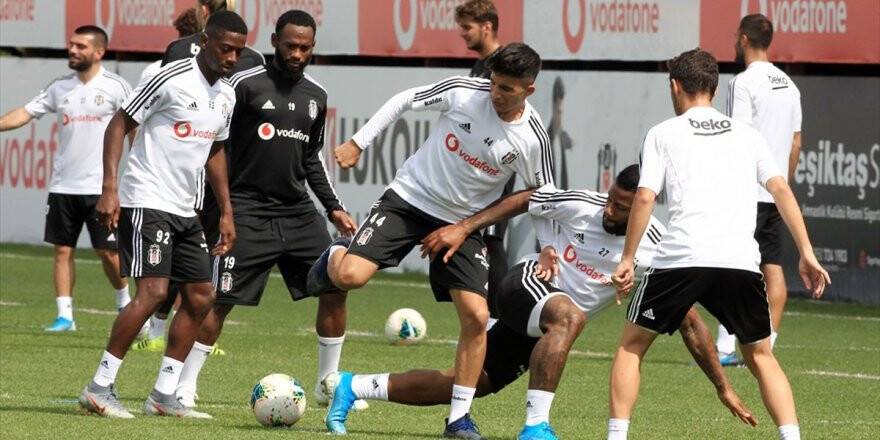 Beşiktaş Deplasmanda Kayıp