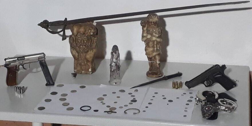 Tarihi eser kaçakçılığı ve ticareti yapan sahte polislere operasyon